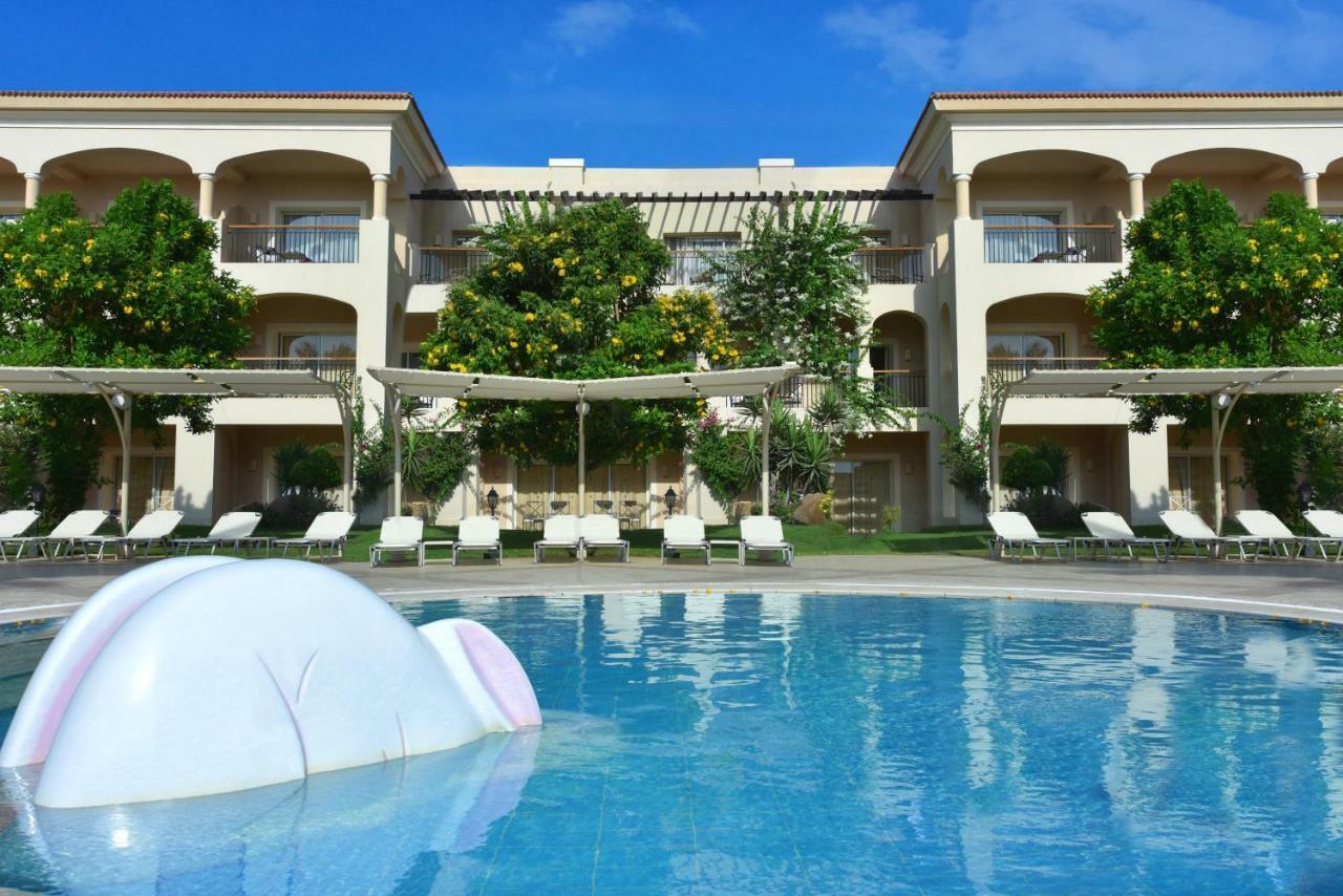 Jaz Mirabel Resort Sharm El Sheikk Exterior foto The hotel's pool